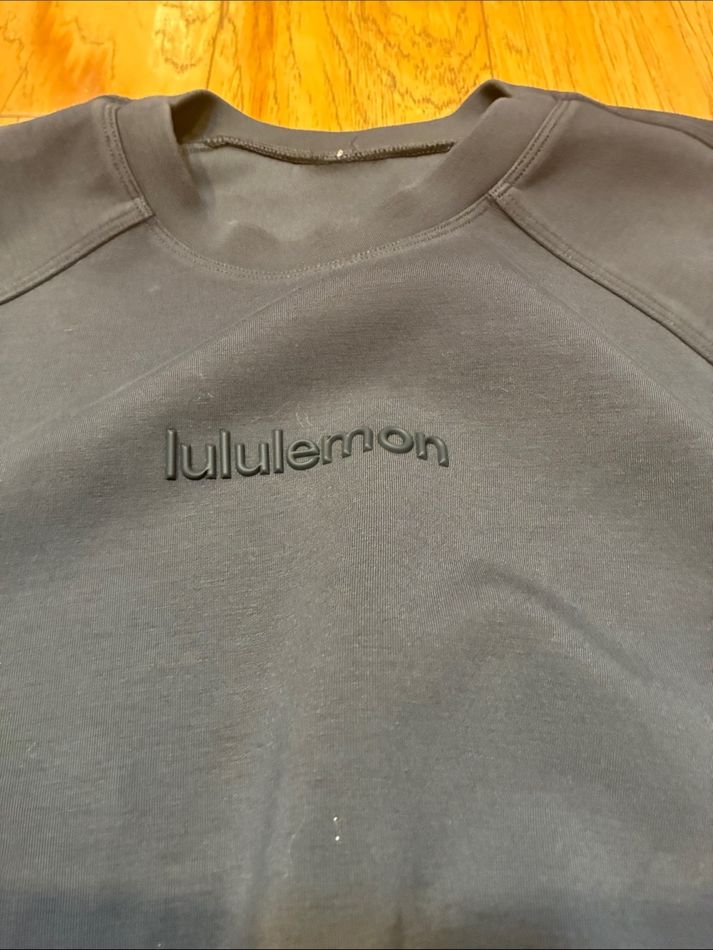 Lululemon Smooth Spacer Cropped Pullover
Wash -Fade Dye Washed Charcoal